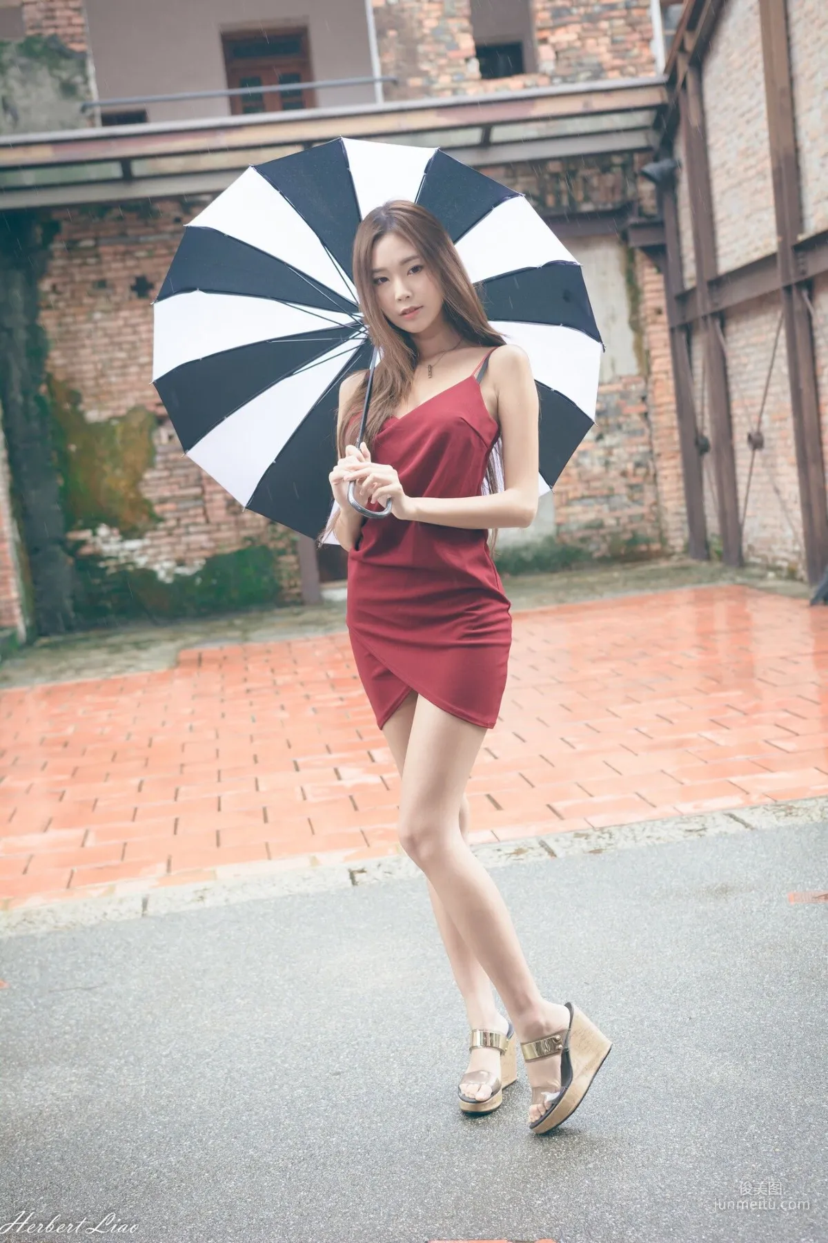 [Taiwan Beauties] Huang Shangyan Bopiliao - Halter Bodycon Red Dress Photo Set photo 23