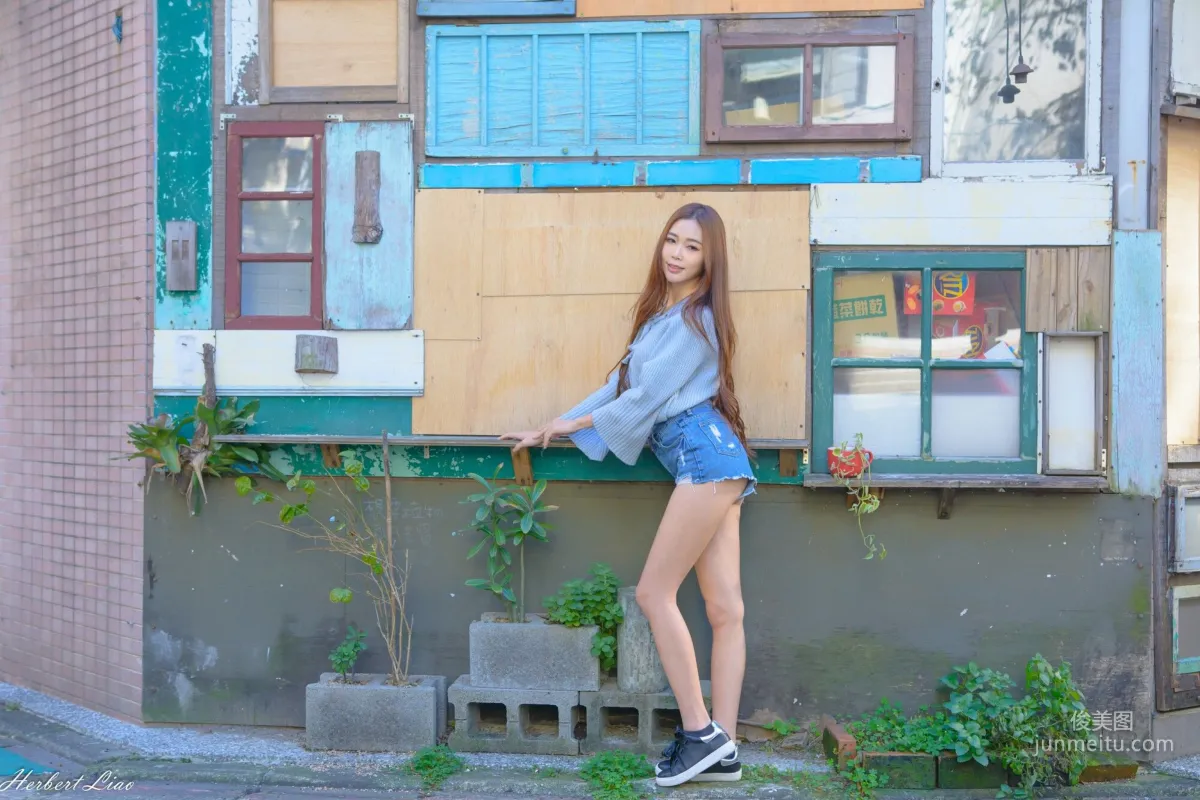 [Taiwan Beauties] Huang Shangyan Rubis, Guting Station Area, Denim Hot Pants Street Snap Photo Set photo 17