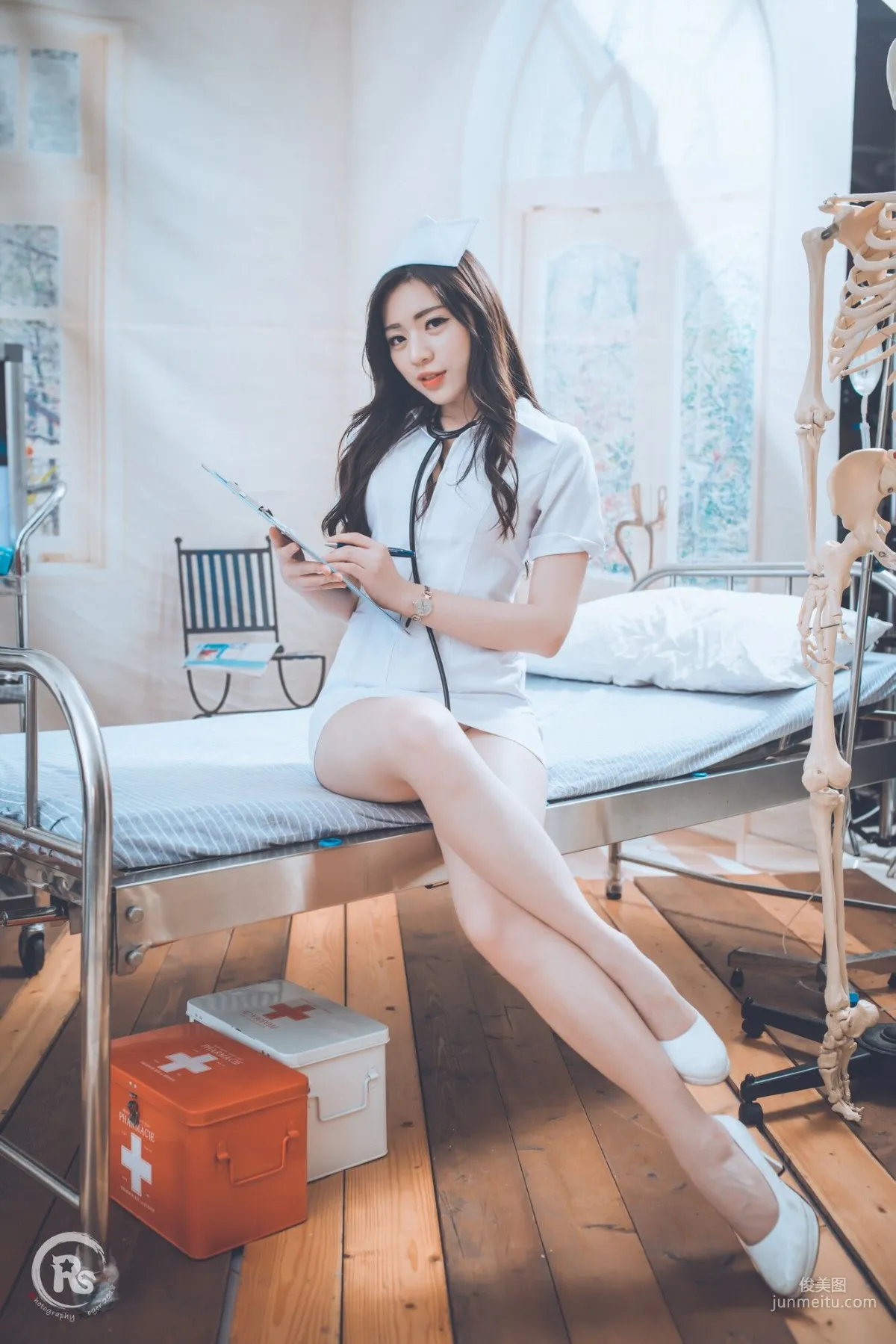 [Taiwan Internet Celebrity Beauty] Xie Liqi, Xie Yuqi's Nurse Photo Set photo 1