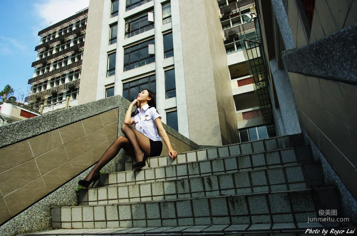 [Taiwan Beauties] Anber Xiao Anbai Black Stockings OL and Military Female Instructor Photo Set photo 3