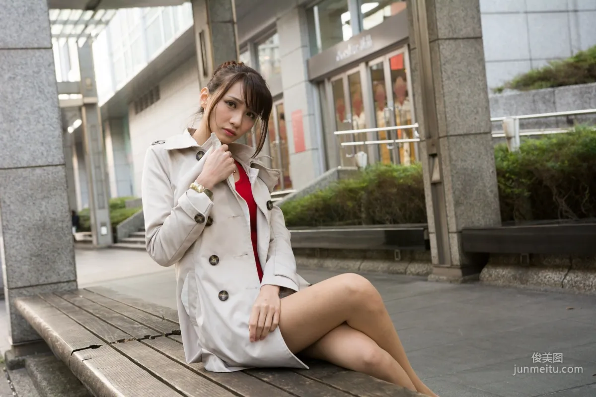 [Taiwan Beauties] Cai Yixin Candice "Around Xinyi District, Fashionable Trench Coat Street Snap" Photo Set photo 41