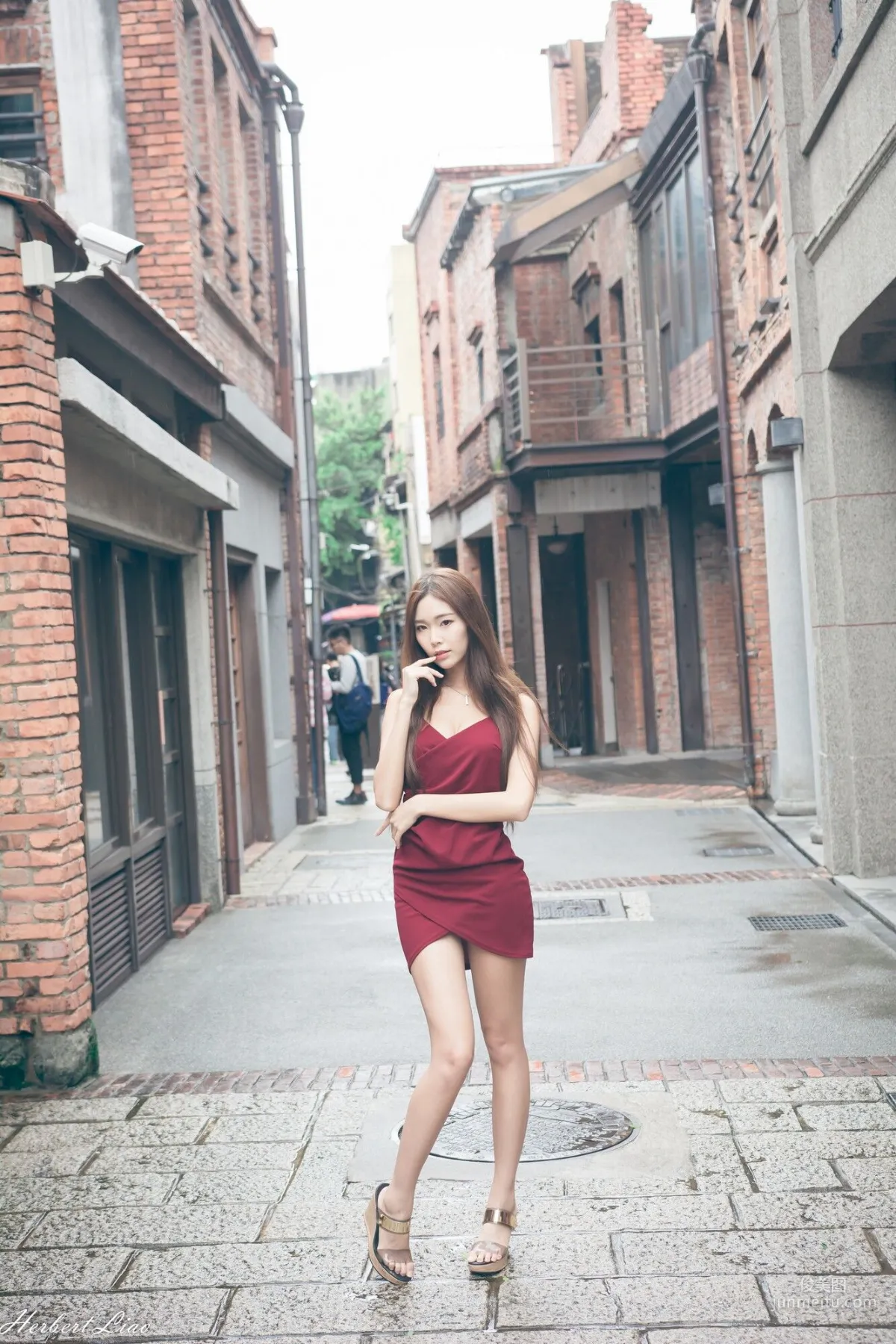 [Taiwan Beauties] Huang Shangyan Bopiliao - Halter Bodycon Red Dress Photo Set photo 54