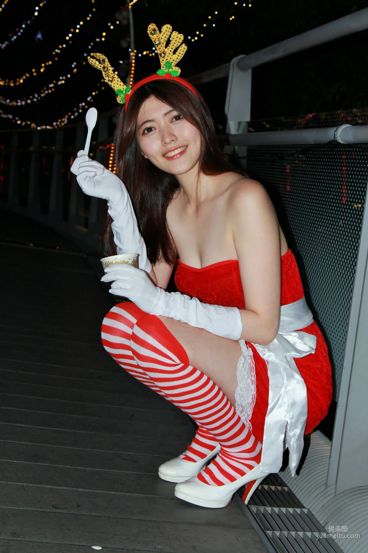 [Taiwan Beauties] Huang Pin Xuan, Banqiao Christmas City Night Shoot Photo Set photo 40