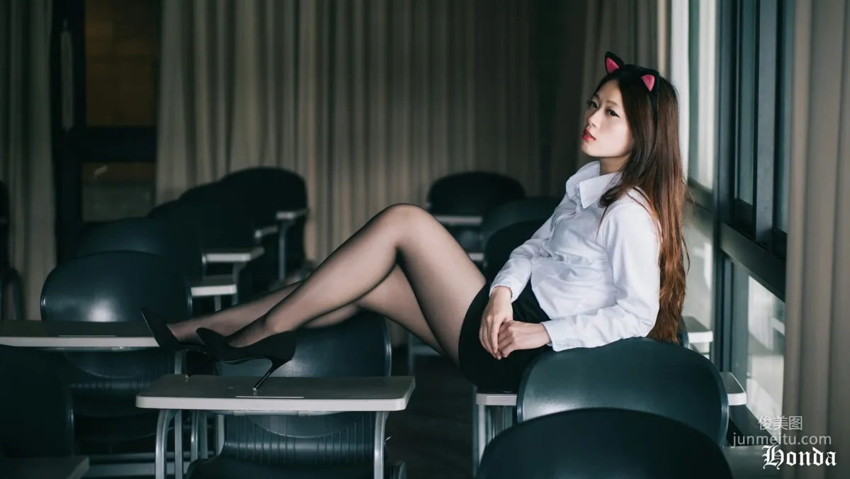 [Taiwan Internet Celebrity Beauty] Becky OL Outfits Three Sets Photo Set photo 33