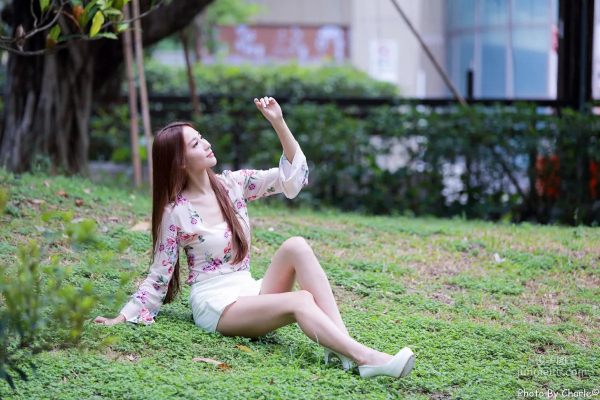 [Taiwan Beauties] Anber Xiao Anbai, MRT Xinbeitou Station, Outdoor Photo Set photo 3