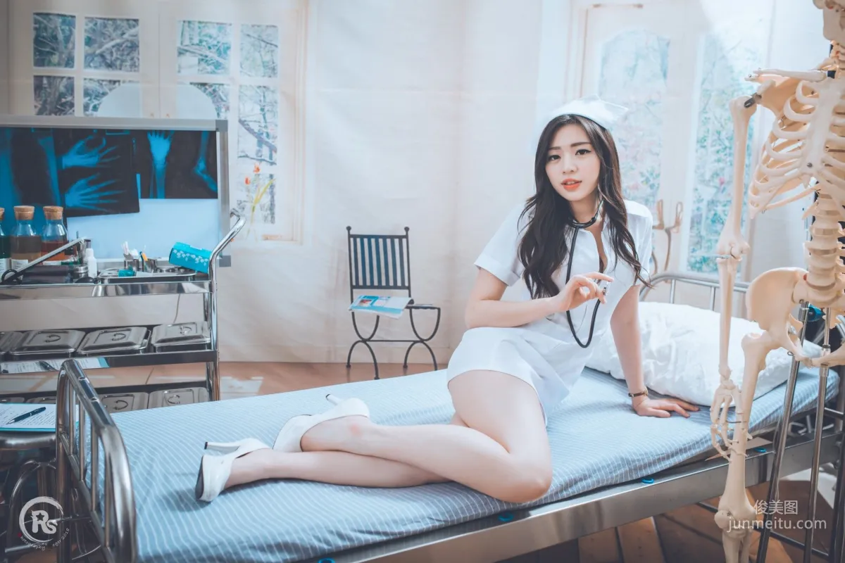 [Taiwan Internet Celebrity Beauty] Xie Liqi, Xie Yuqi's Nurse Photo Set photo 3