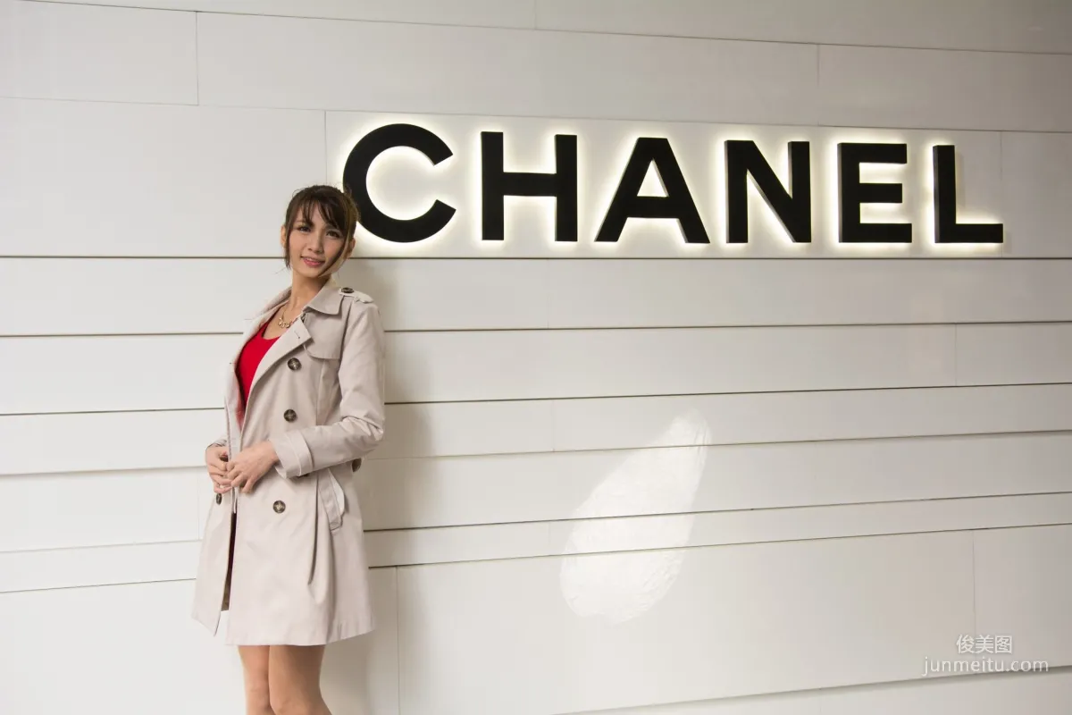 [Taiwan Beauties] Cai Yixin Candice "Around Xinyi District, Fashionable Trench Coat Street Snap" Photo Set photo 46