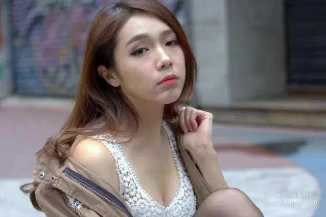 [台灣網紅美女] Baby66 黑絲街拍 寫真集