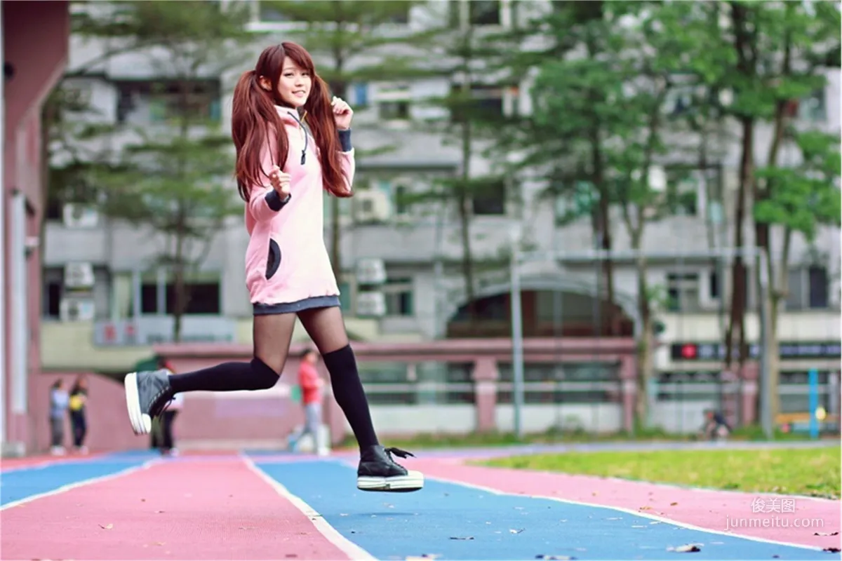[Taiwan Beauties] Qiu Yuxuan (Yu Xuan) + Bai Bai, Campus Cute Outdoor Shoot Photo Set photo 15