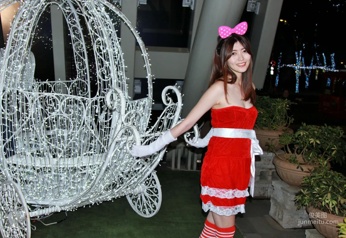 [Taiwan Beauties] Huang Pin Xuan, Banqiao Christmas City Night Shoot Photo Set photo 14