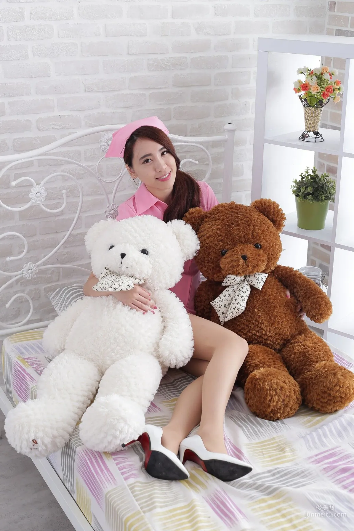 [Taiwan Beauties] Alice Liao Yuhan, Banqiao Fuzhong Studio: Pretty Nurse Series, Photo Set photo 39