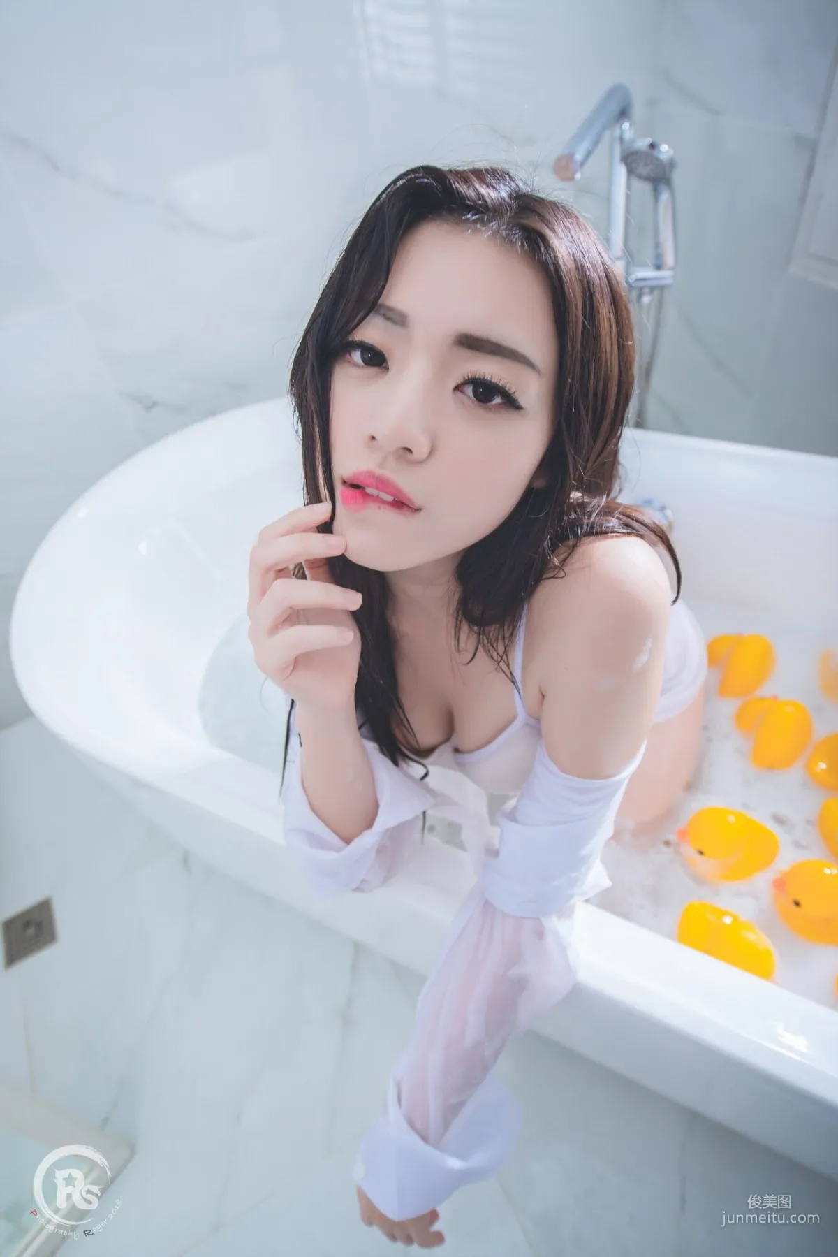 [Taiwan Internet Celebrity Beauty] Xie Liqi, Xie Yuqi's Nurse Photo Set photo 45