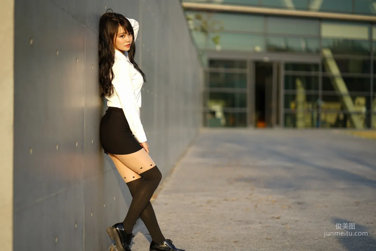 [Taiwan Beauties] Candy Sun, Asia University Outdoor Shoot Photo Set photo 2