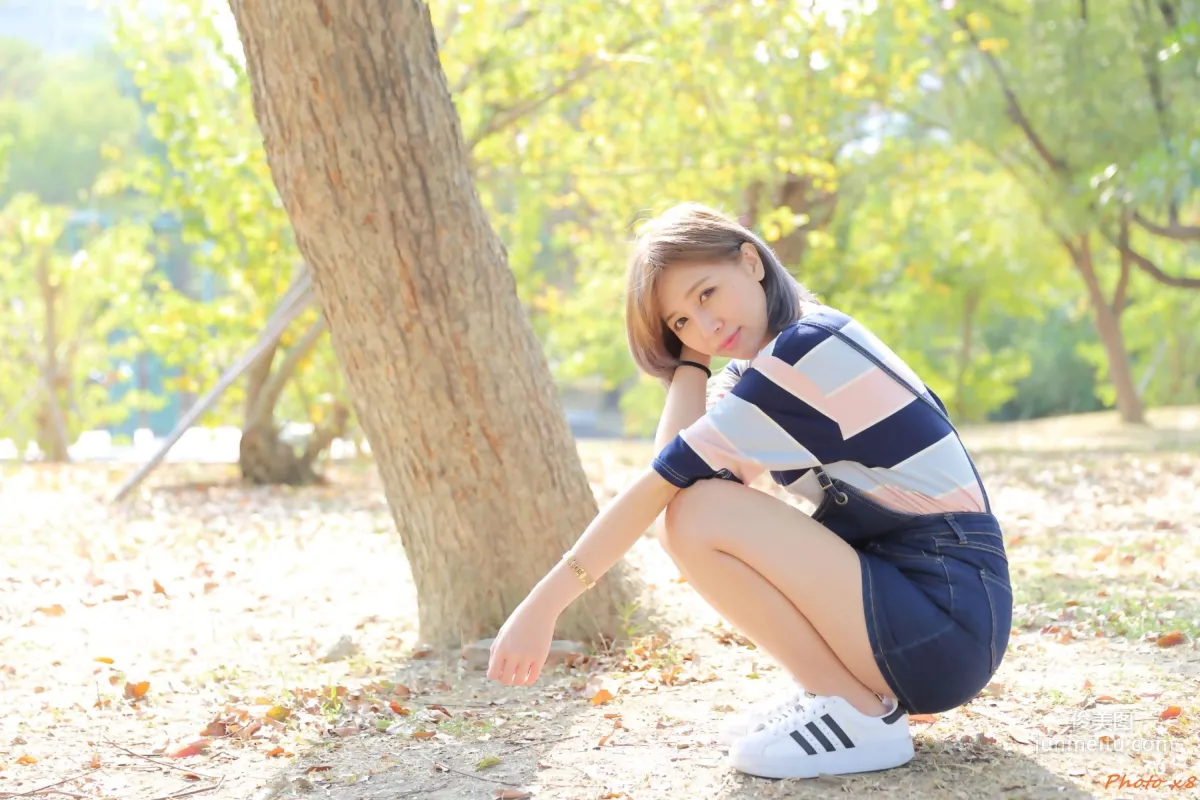 [Taiwan Beauties] Ann Outdoor Shoot Three Outfits Photo Set photo 23