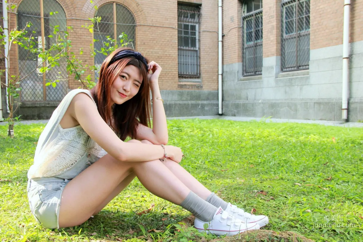 [Taiwan Internet Celebrity Beauty] Brindy Xuexue/Huang Pin Xuan 'Taiwan University Outdoor Shoot' Photo Set photo 38