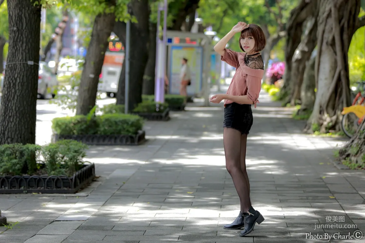 [Taiwan Beauties] Huang Zhuxuan, Yuanshan Flower Expo Outdoor Shoot Photo Set photo 14