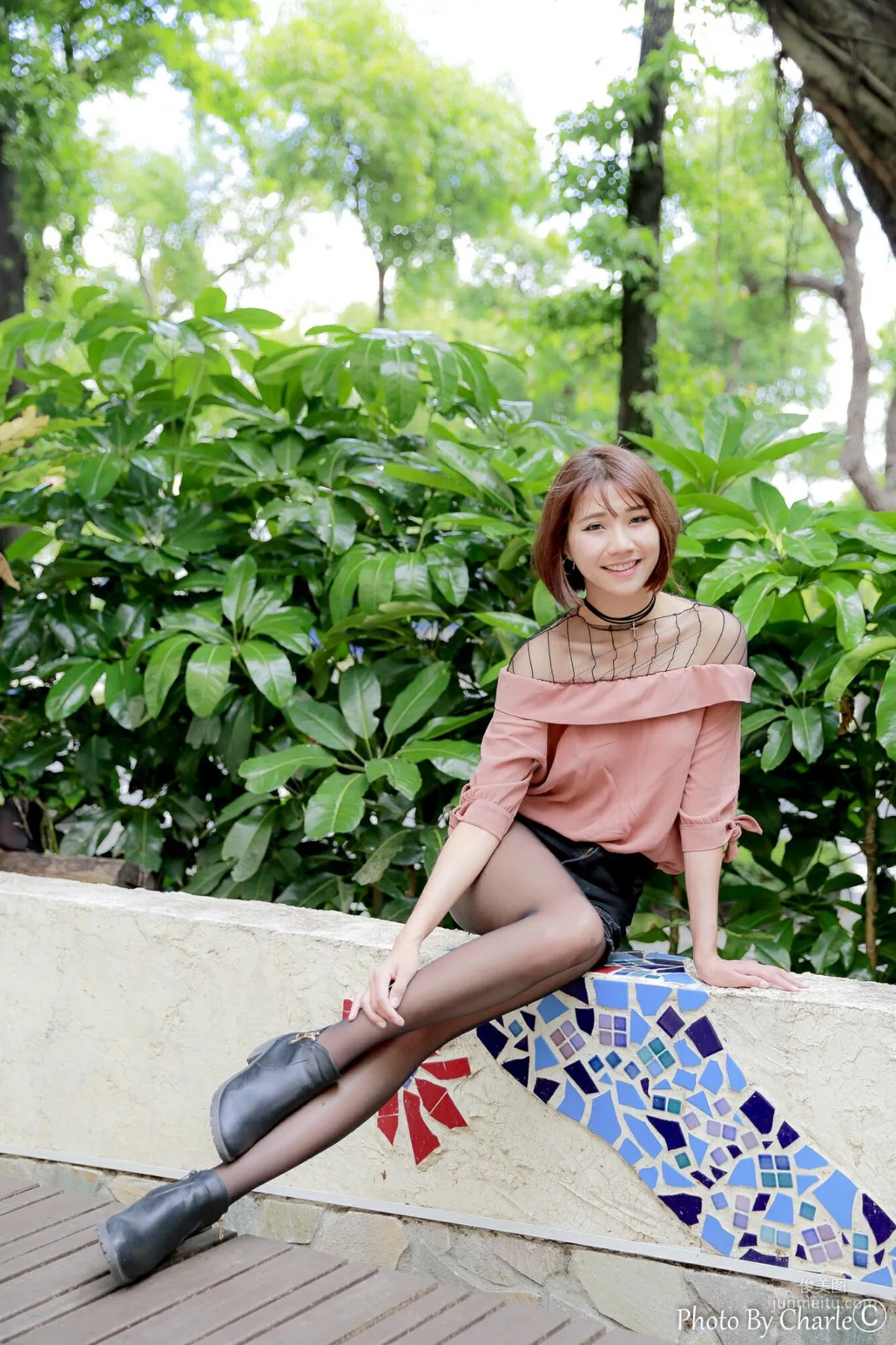 [Taiwan Beauties] Huang Zhuxuan, Yuanshan Flower Expo Outdoor Shoot Photo Set photo 4
