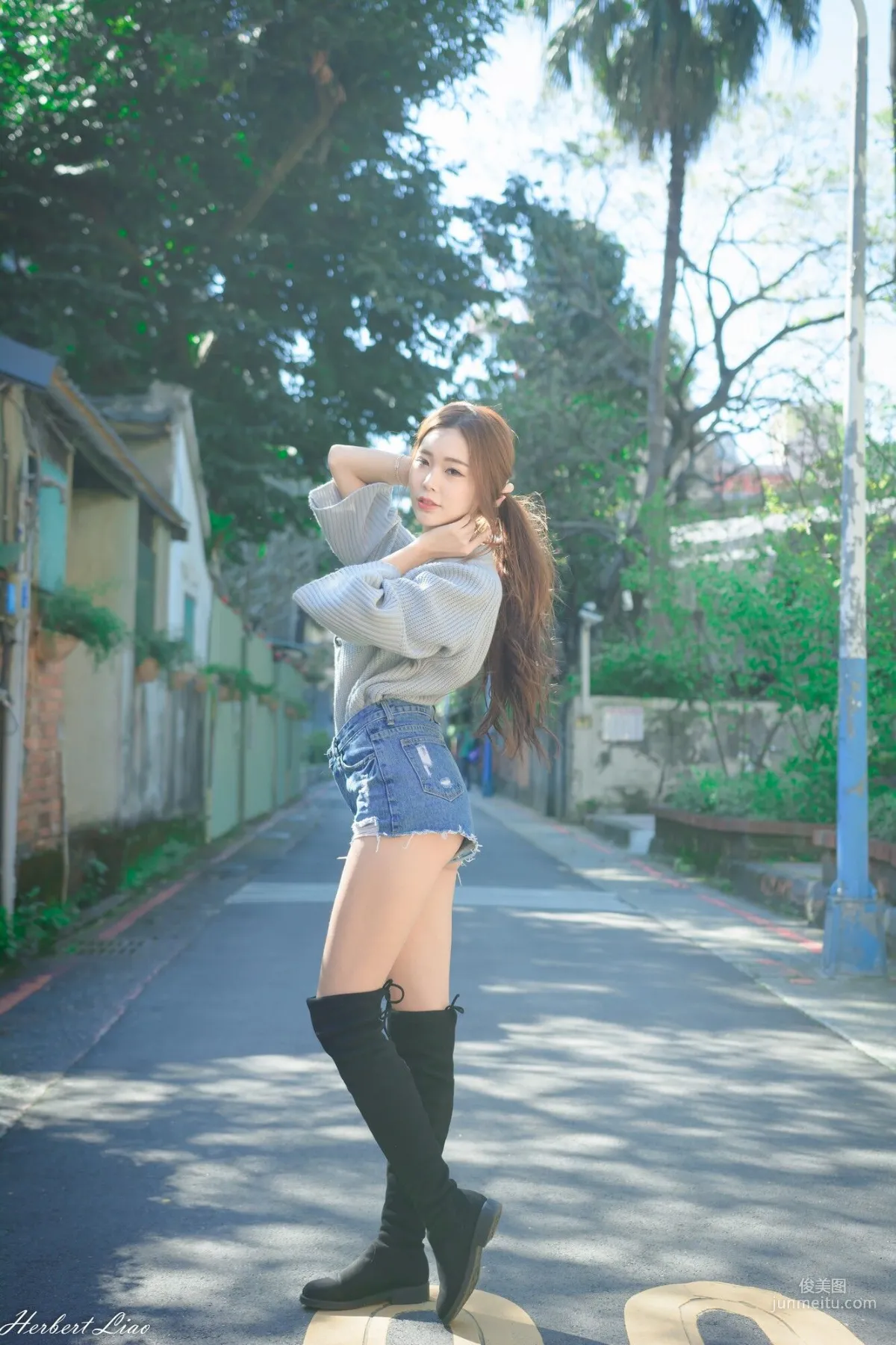 [Taiwan Beauties] Huang Shangyan Rubis, Guting Station Area, Denim Hot Pants Street Snap Photo Set photo 10
