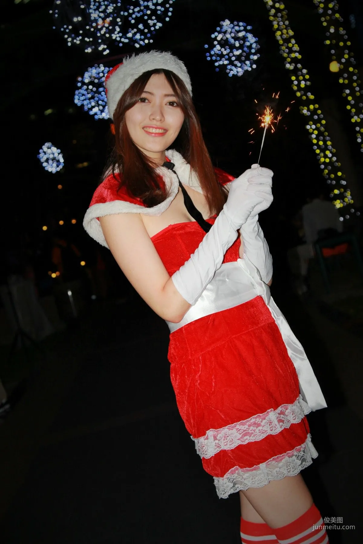 [Taiwan Beauties] Huang Pin Xuan, Banqiao Christmas City Night Shoot Photo Set photo 20