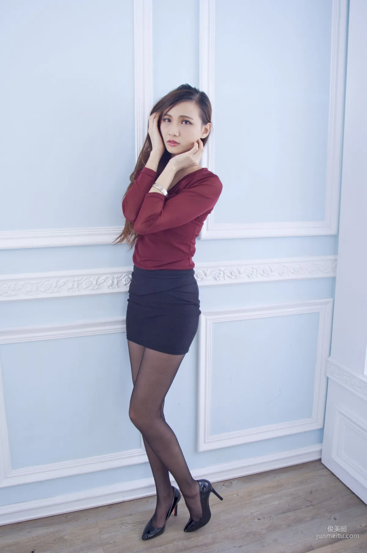 [Taiwan Beauties] Cai Yixin Candice, Meat Stockings and Short Skirt + Black Stockings Bodycon Skirt Photo Set photo 16