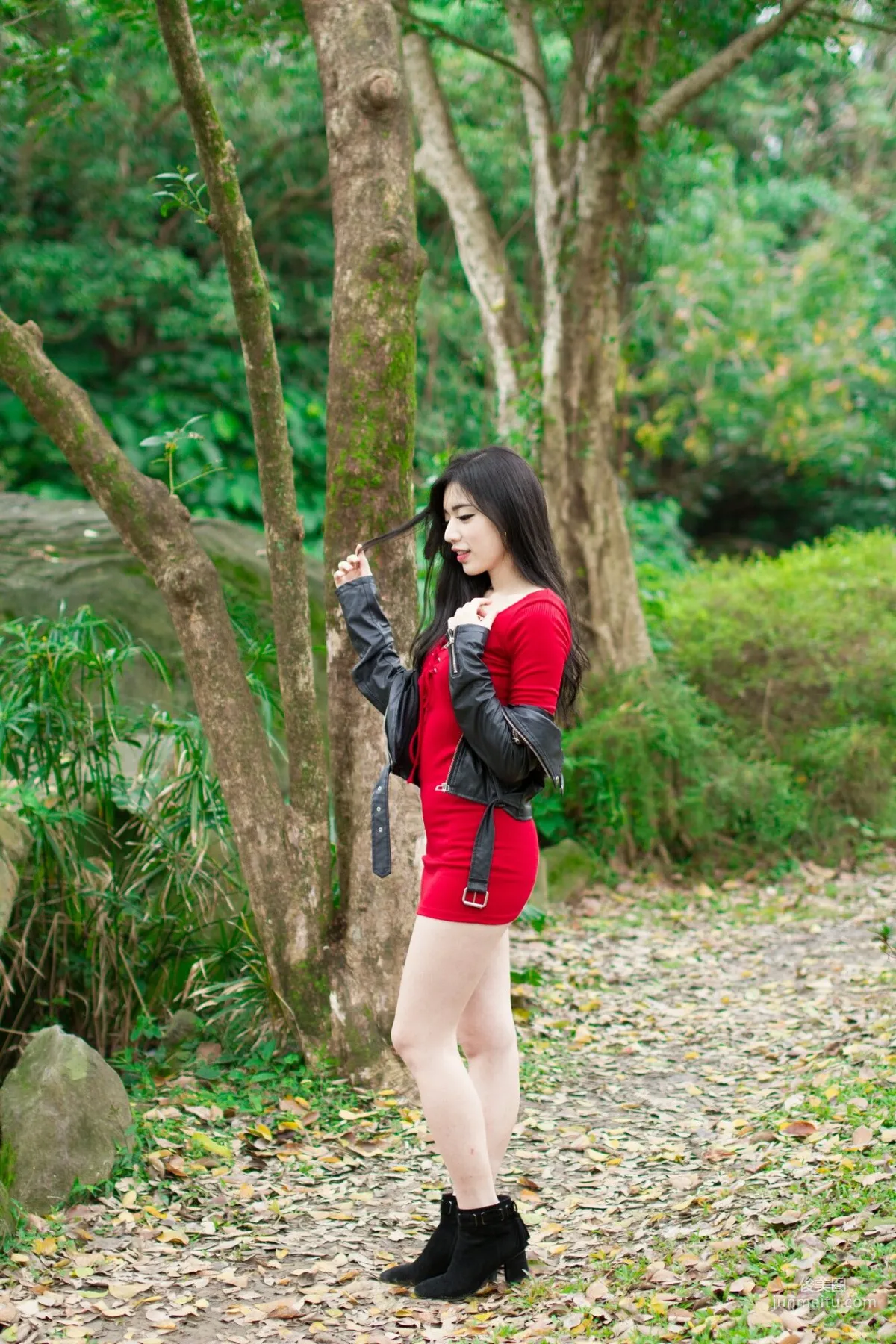 [台灣網紅美女] 謝立琪 大安森林公園 寫真集 15