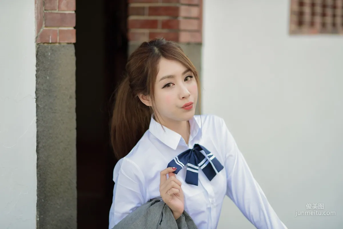 [Taiwan Beauties] Miso Xia Qing Classic Qipao + Fresh School Uniform Photo Set photo 8