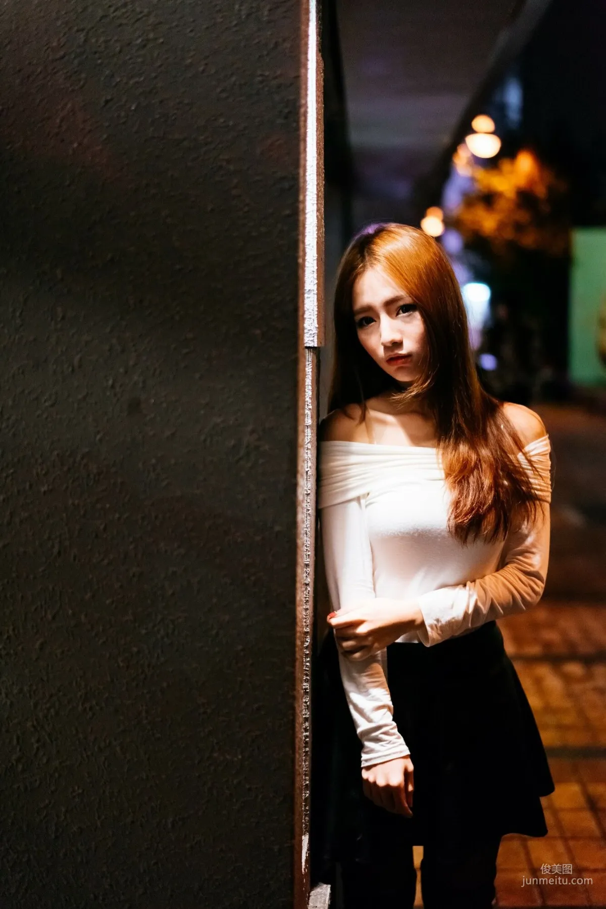 [Taiwan Beauties] Dora Zhou Yingxin Street Snap Long Boots Black Stockings Leather Skirt Photo Set photo 68