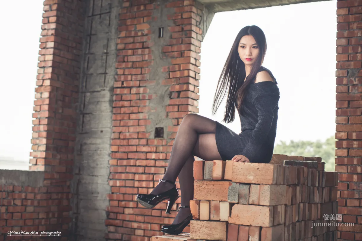 [Taiwan Beauties] Jenny, Black Stockings Outdoor Shoot Photo Set photo 30