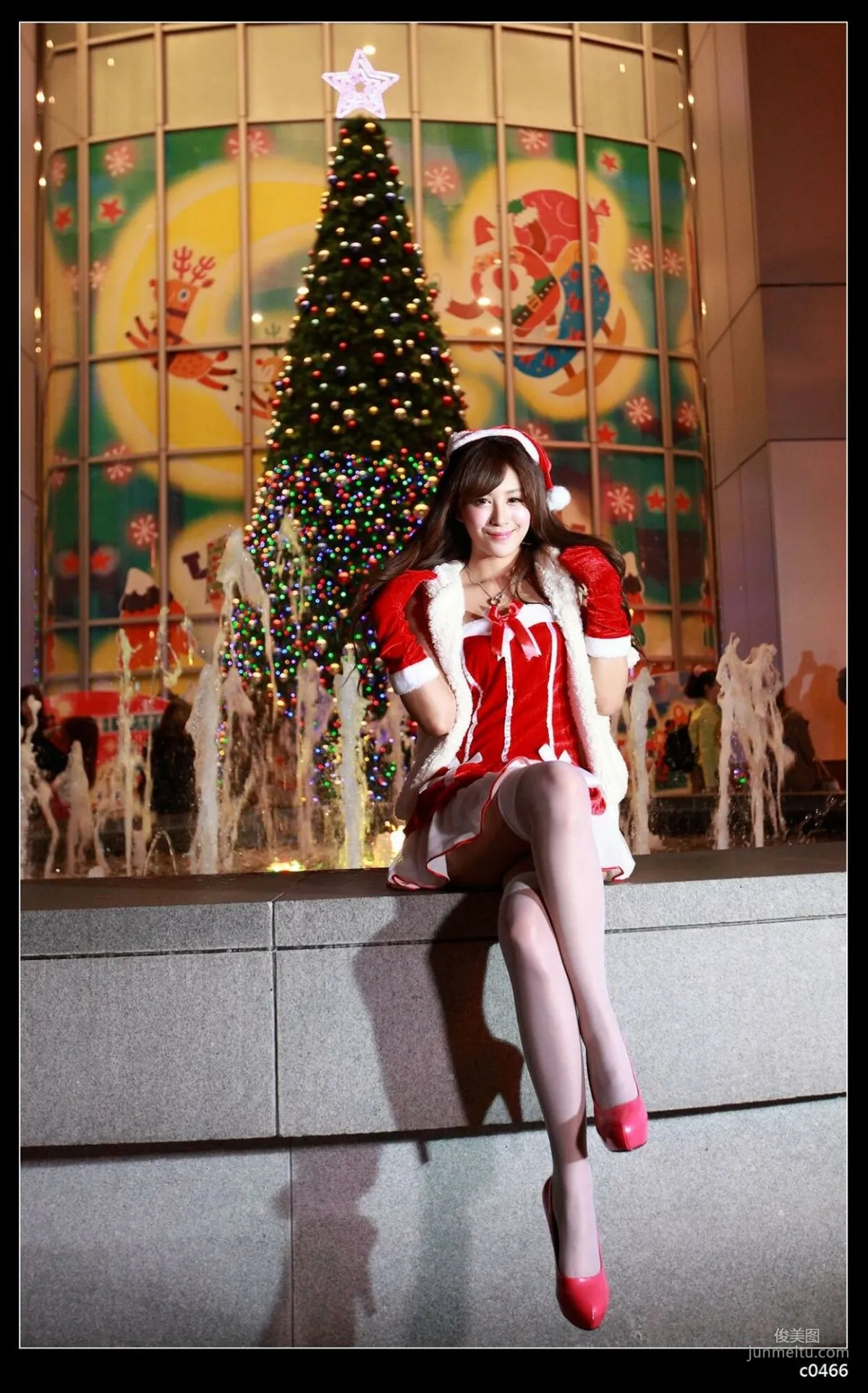 [台湾嫩模] Miso夏晴 - 圣诞夜拍 写真集114