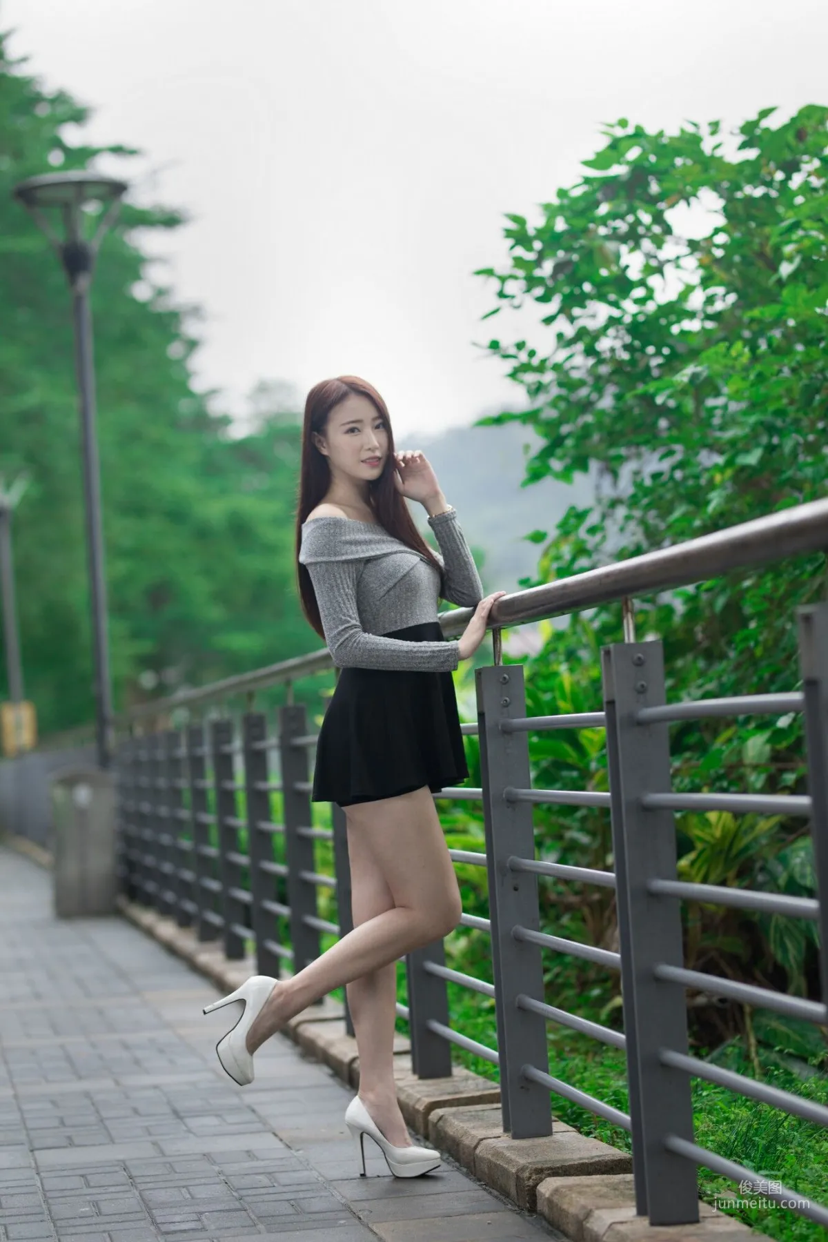 [台湾网红美女] Lia杨思原《新店碧潭》 写真集17