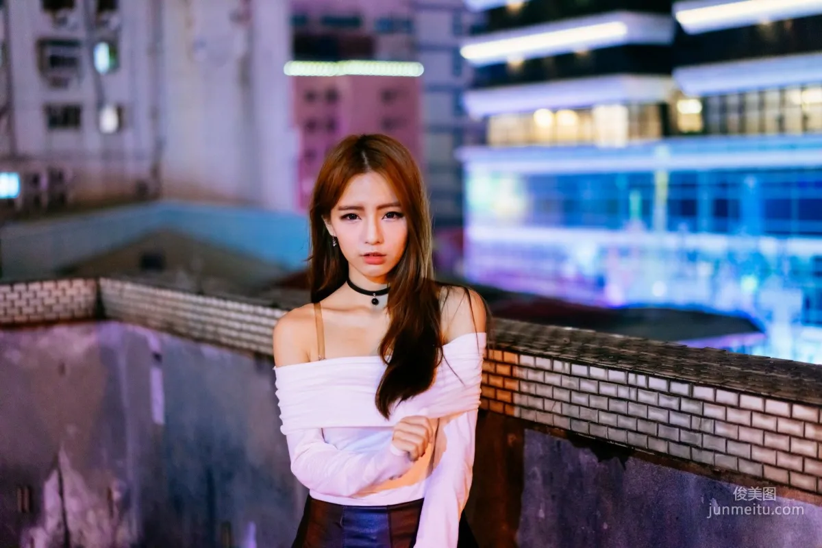 [Taiwan Beauties] Dora Zhou Yingxin Street Snap Long Boots Black Stockings Leather Skirt Photo Set photo 49