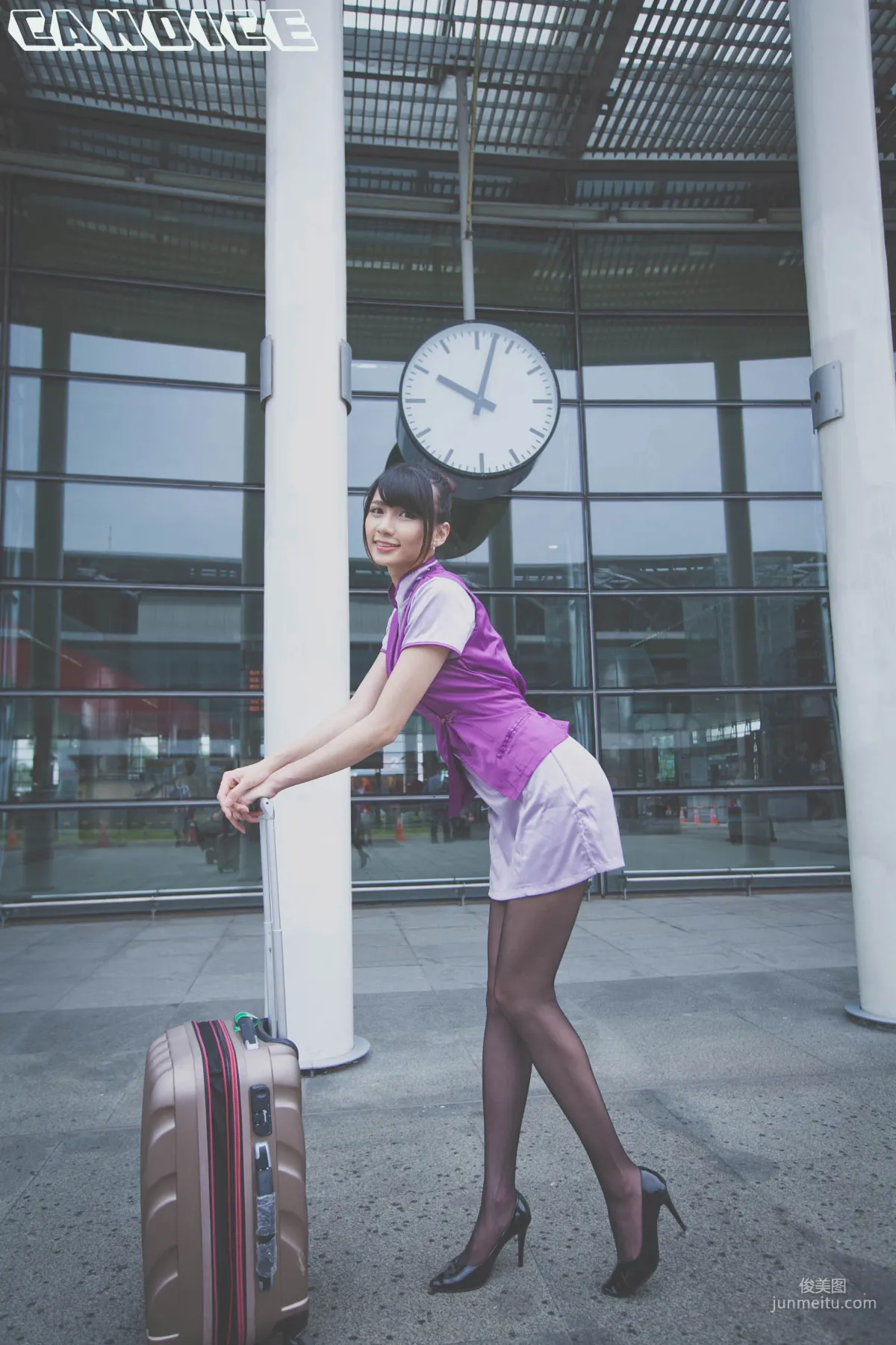 [台灣正妹] 蔡譯心Candice《空姐黑絲街拍》 寫真集 33