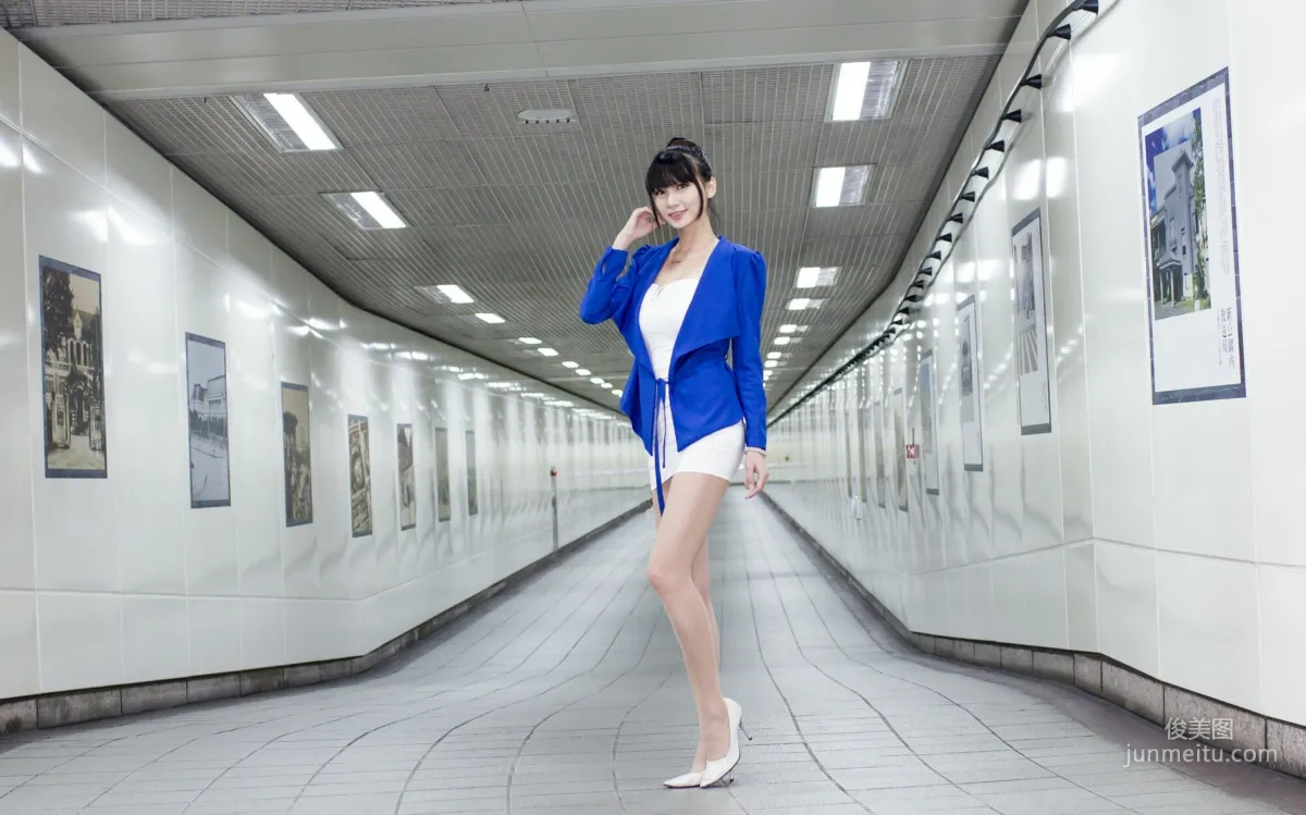 [Taiwan Beauties] Cai Yixin, Chiang Kai-shek Memorial Hall + Fujin Street Fashion Outdoor Shoot Photo Set photo 1