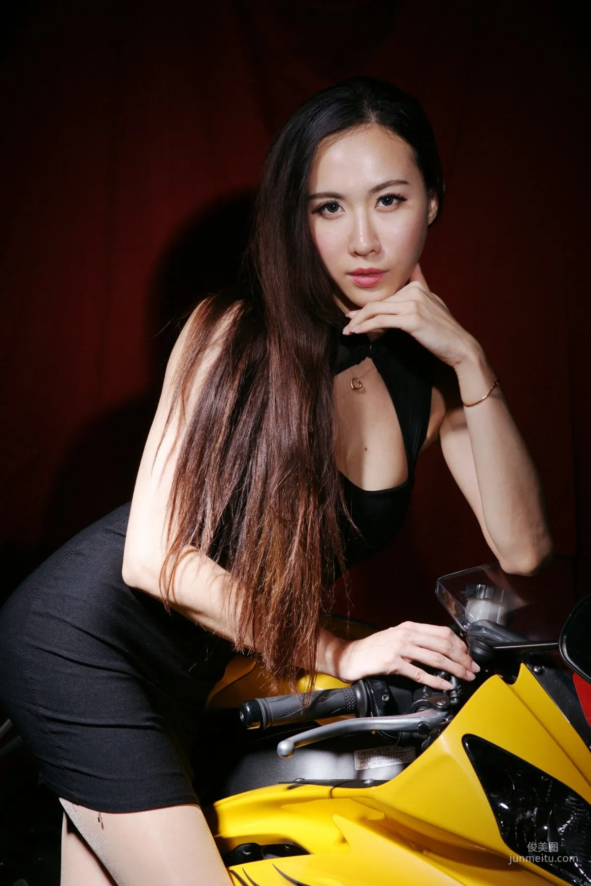 [Taiwan Internet Celebrity Beauty] Dora Yanxi Studio Shoot + Room Shoot (4 Outfits) Photo Set photo 6