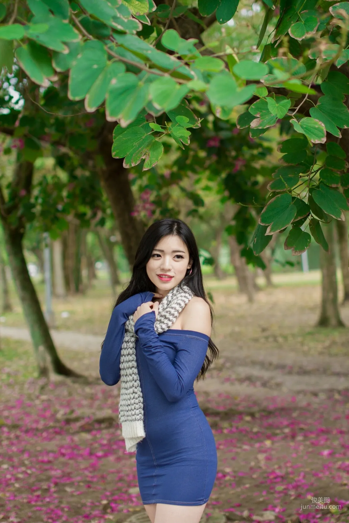 [台灣網紅美女] 謝立琪 大安森林公園 寫真集 33