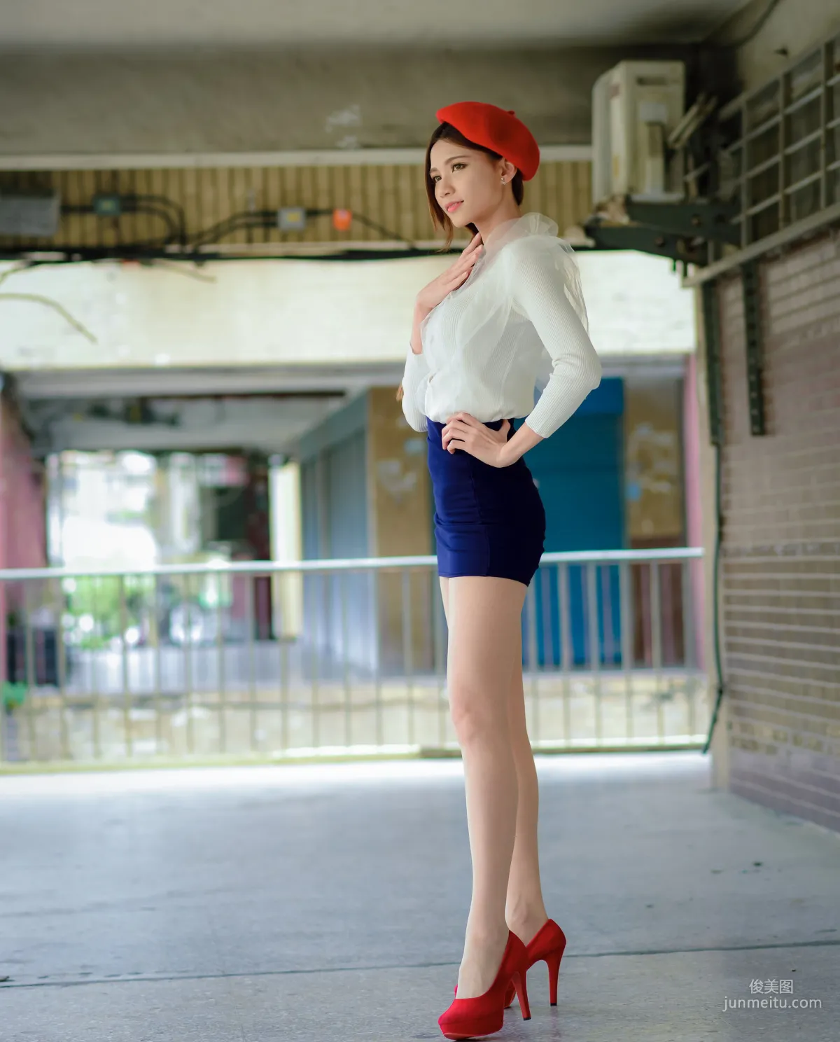 [台湾正妹] 蔡译心Candice -  (三套服装） 写真集40