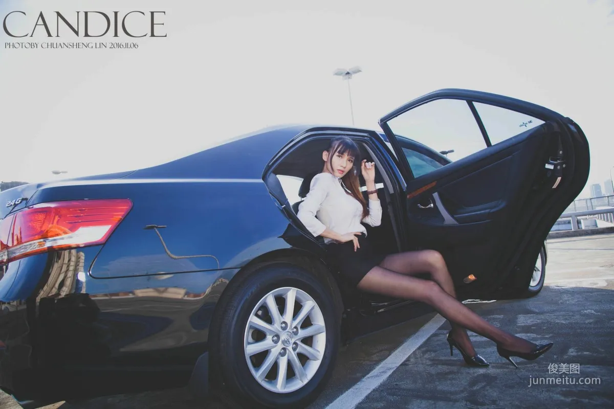[台灣嫩模] 蔡譯心Candice《車外拍》 寫真集 48