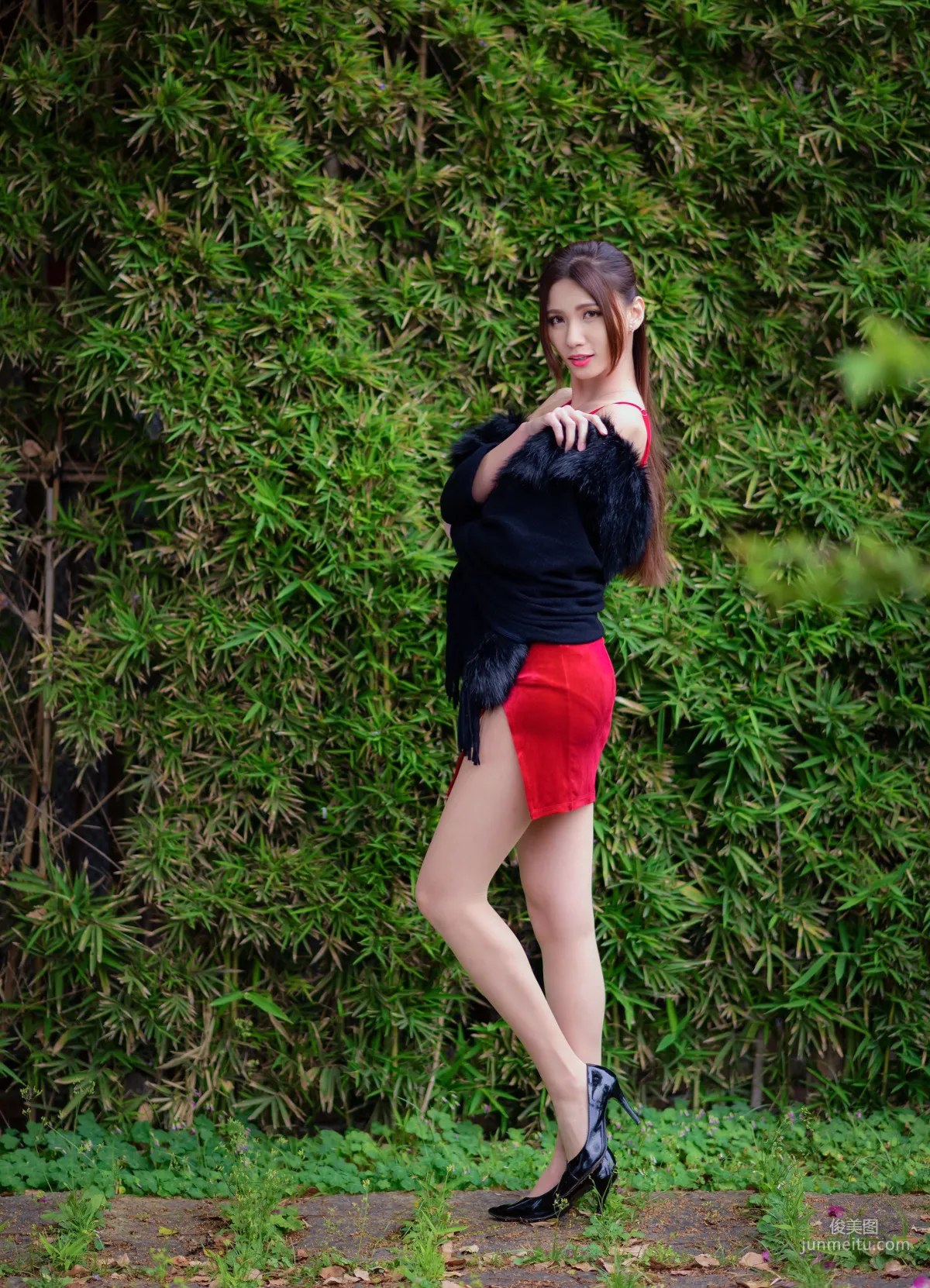 [台湾正妹] 蔡译心Candice -  (三套服装） 写真集65