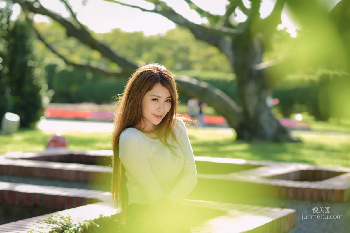 [Taiwan Young Model] Xia Qing Miso Park Denim Tight Pants and Beautiful Legs Photo Set photo 10