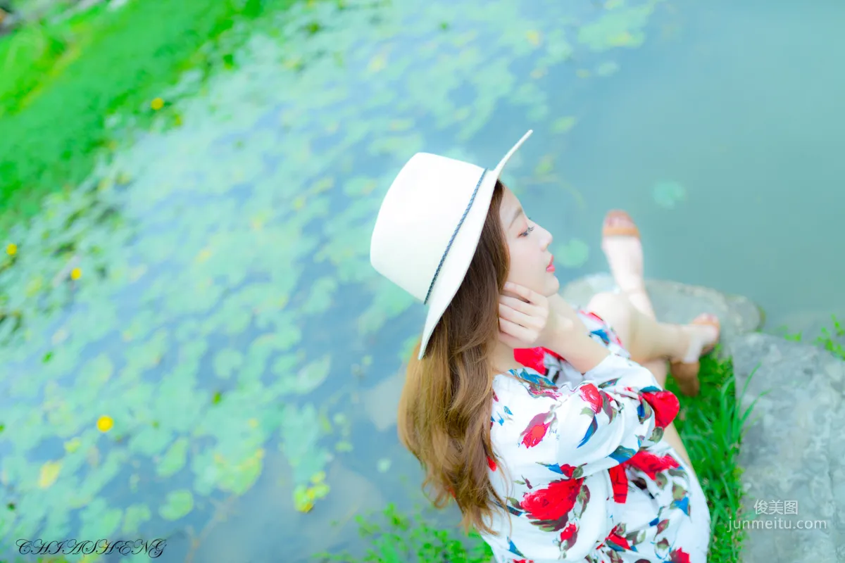 [Taiwan Beauties] Emma Jiang Yuen - Fresh Outdoor Shoot (Three Outfits) Photo Set photo 27