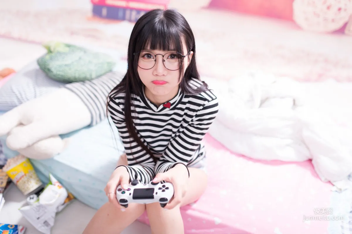 [Taiwan Beauties] Qiao Qiaoer, Piano Studio Gamer Girl DVA Photo Set photo 6