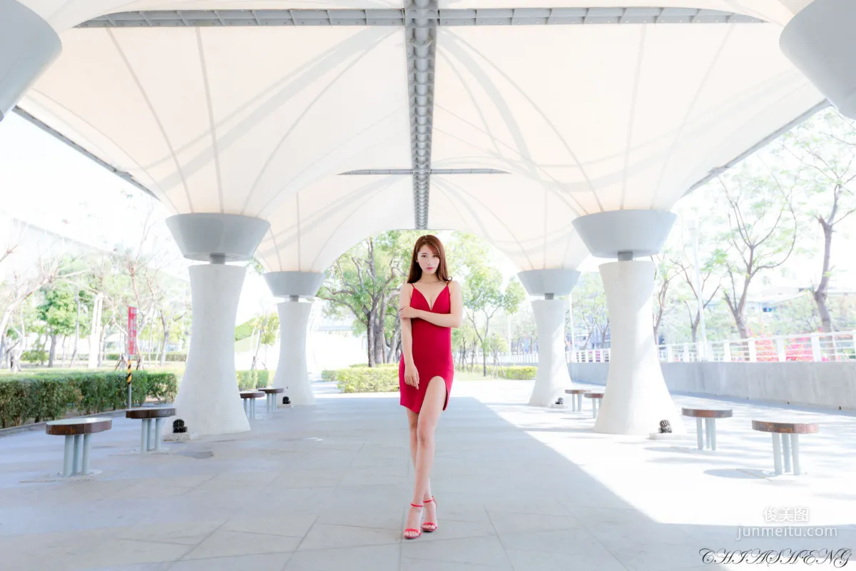 [Taiwan Beauty] Xiao Yu - Sexy Fashion Outdoor Shoot Photo Set photo 23