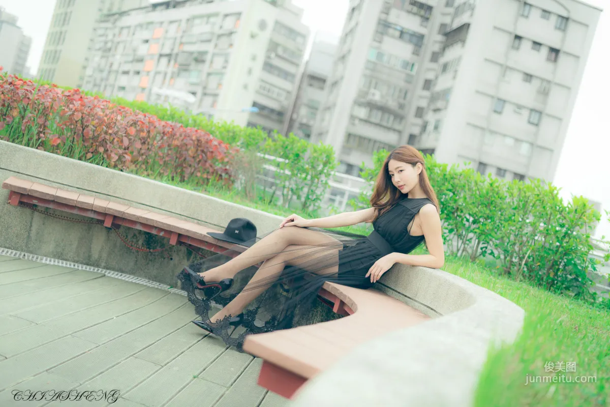[Taiwan Beauties] Emma Jiang Yuen - Fresh Outdoor Shoot (Three Outfits) Photo Set photo 3