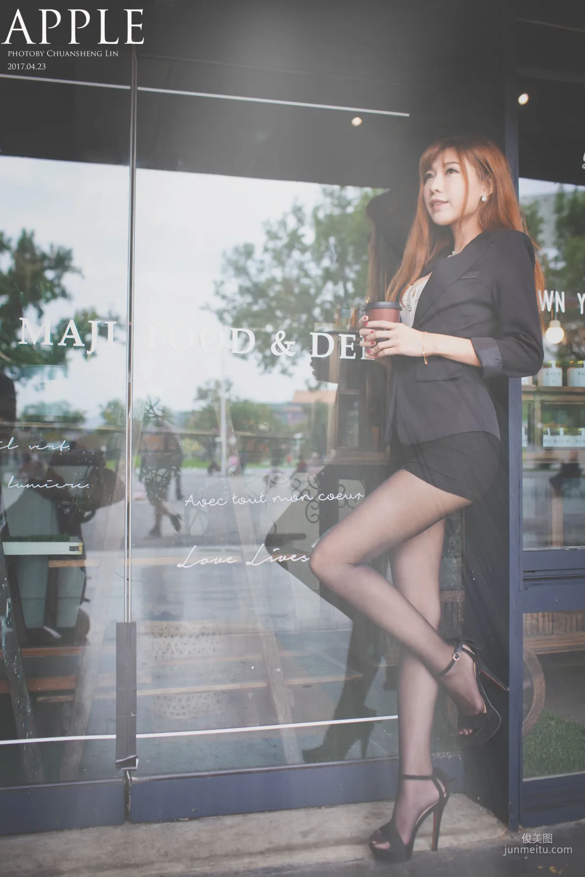 [台灣女神] 張闵淨(小淨) - OL外拍 寫真集 19