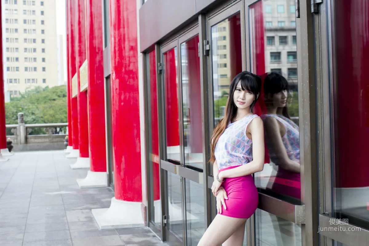 [Taiwan Beauties] Cai Yixin, Chiang Kai-shek Memorial Hall + Fujin Street Fashion Outdoor Shoot Photo Set photo 12