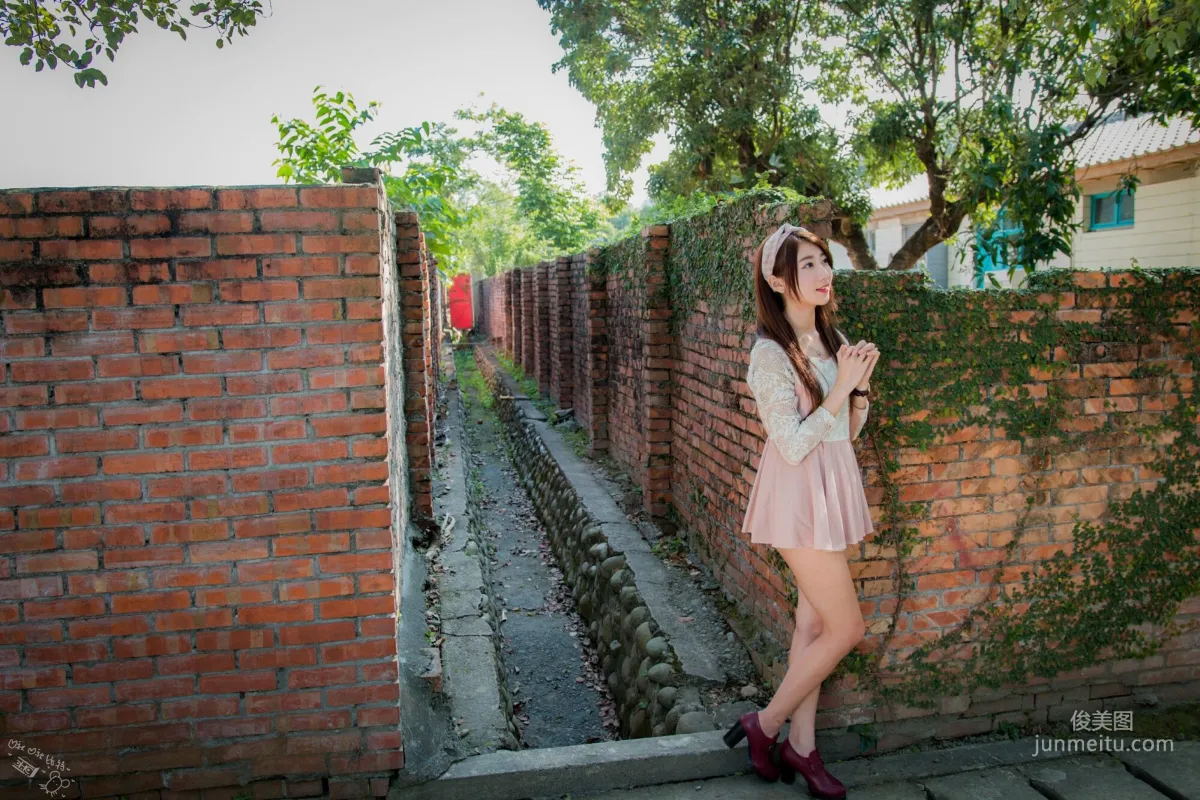 [Taiwan Beauties] Jiating Zhang Sweet Outdoor Shoot Short Skirt Series at Guangfu New Village Photo Set photo 16
