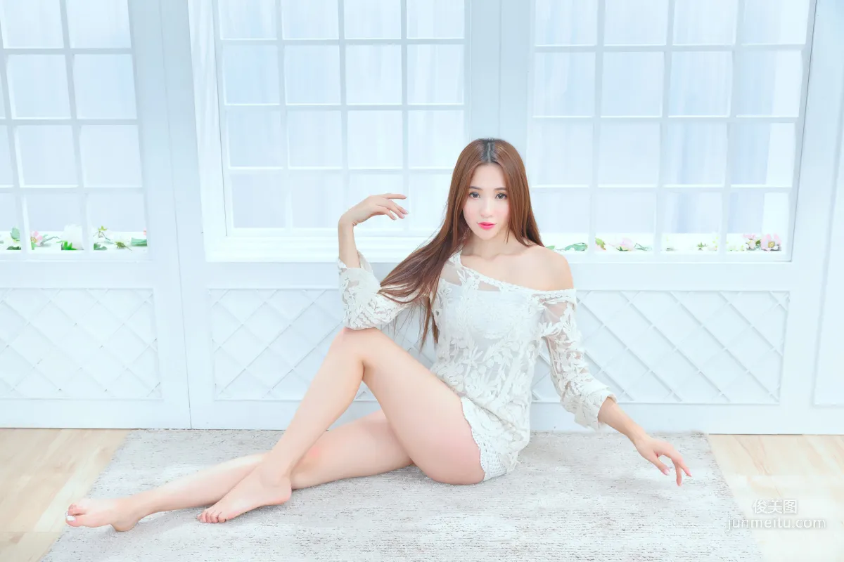 [台灣網紅美女] Anber小安柏 時尚棚拍 寫真集 44