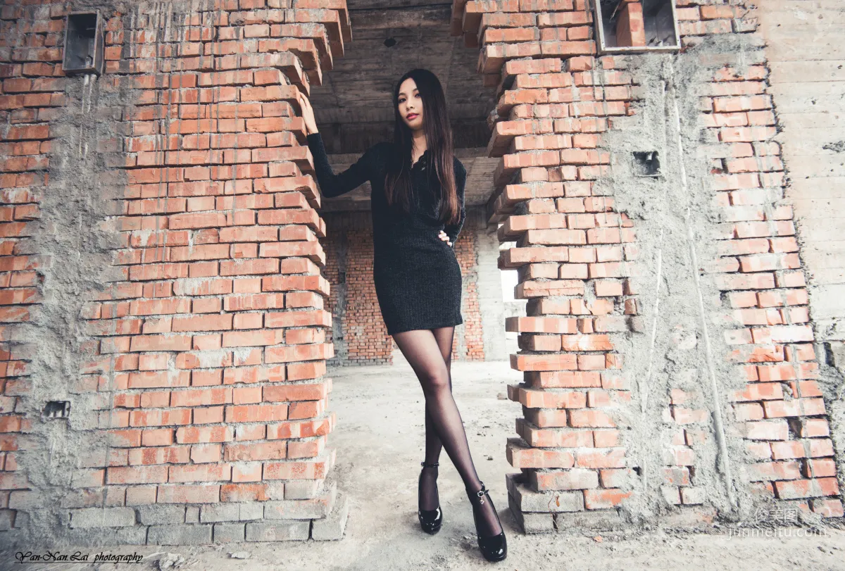 [Taiwan Beauties] Jenny, Black Stockings Outdoor Shoot Photo Set photo 15