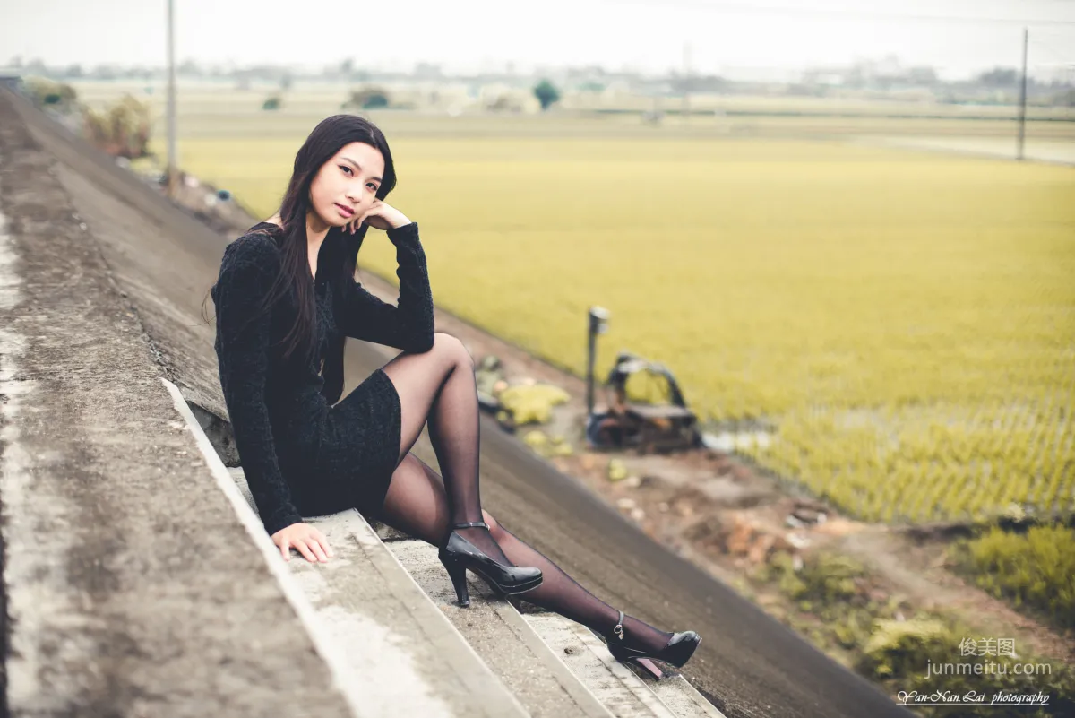 [Taiwan Beauties] Jenny, Black Stockings Outdoor Shoot Photo Set photo 5