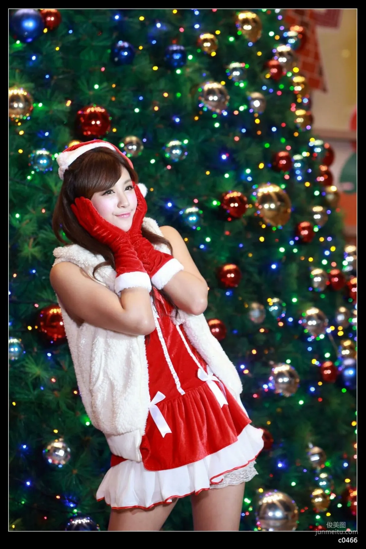 [Taiwan Young Model] Miso Xia Qing - Christmas Night Shoot Photo Set photo 7